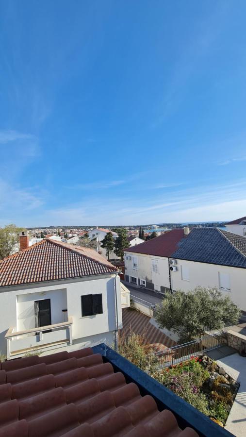 Apartmani Dami Novalja Exterior photo